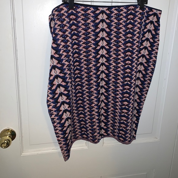 Rachel Roy Patterned Sweater Skirt Sz 3X - Picture 3 of 7